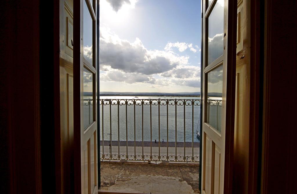 Ortigia Camere Con Vista Da Giulio B&B シラクーサ エクステリア 写真